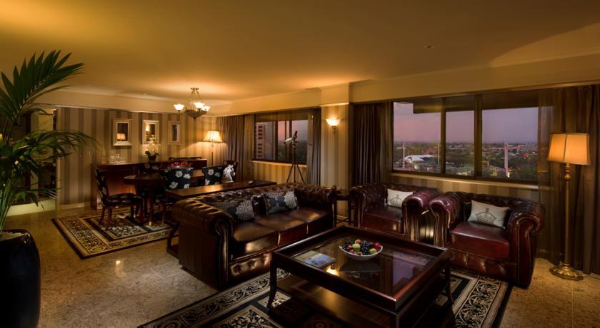Hotel Stamford Plaza Adelaida Exterior foto A suite at the Four Seasons Hotel, Cairo