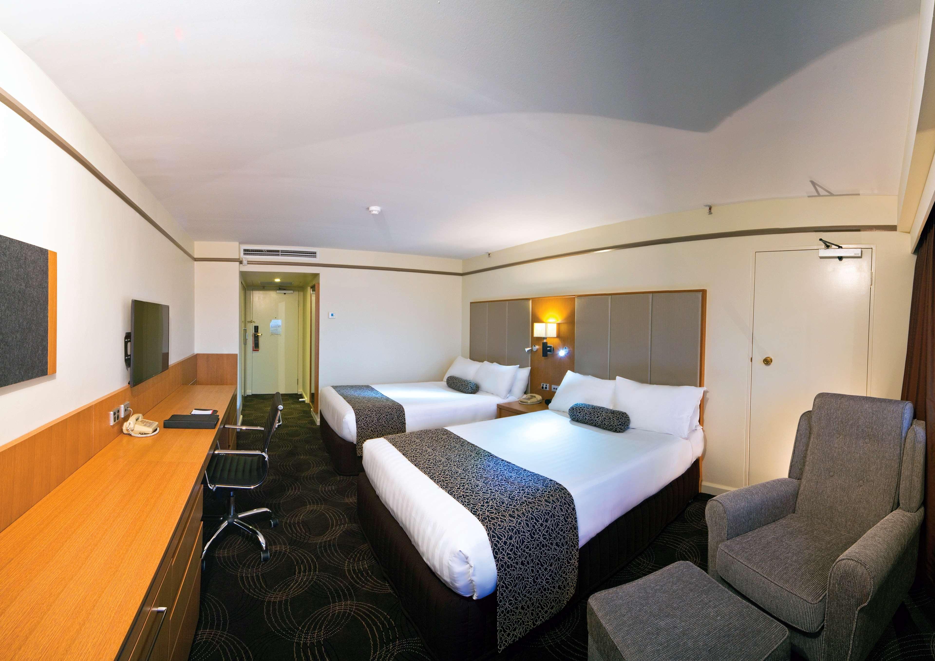Hotel Stamford Plaza Adelaida Exterior foto A typical room at the hotel