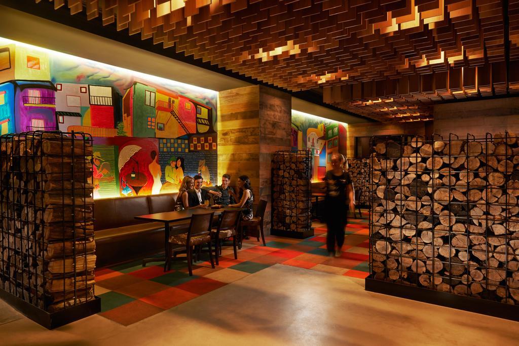 Hotel Stamford Plaza Adelaida Exterior foto Interior of a typical restaurant